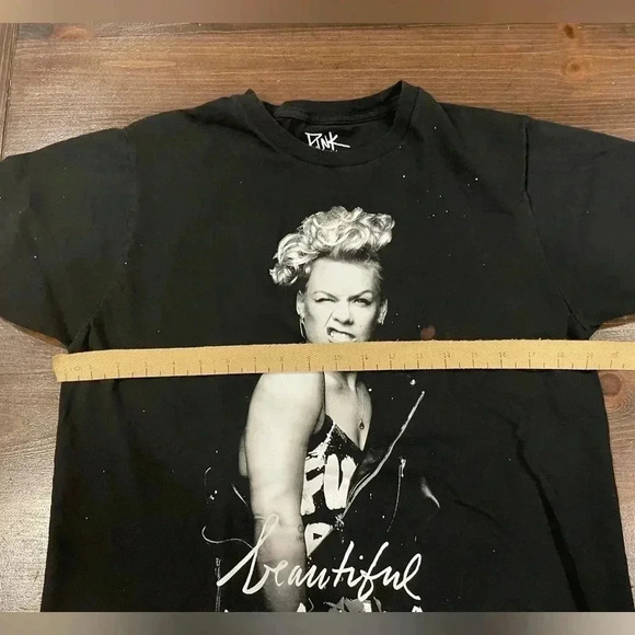PINK 2018 Beautiful Trauma World Tour Concert T-Shirt - Picture 8 of 11